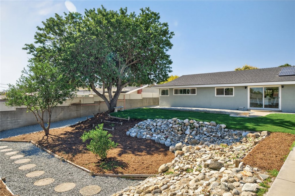 Cc2Cc4D4 5918 400E 8214 4536735A295C 1844 N 1St, Upland, Ca 91784 &Lt;Span Style='BackgroundColor:transparent;Padding:0Px;'&Gt; &Lt;Small&Gt; &Lt;I&Gt; &Lt;/I&Gt; &Lt;/Small&Gt;&Lt;/Span&Gt;