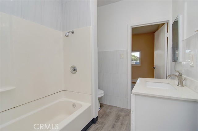 Detail Gallery Image 39 of 49 For 1003 - 1001 W Myrtle St, Santa Ana,  CA 92703 - – Beds | – Baths