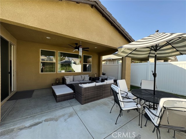 Detail Gallery Image 38 of 46 For 14312 Barbon Beck Ave, Bakersfield,  CA 93311 - 3 Beds | 2 Baths