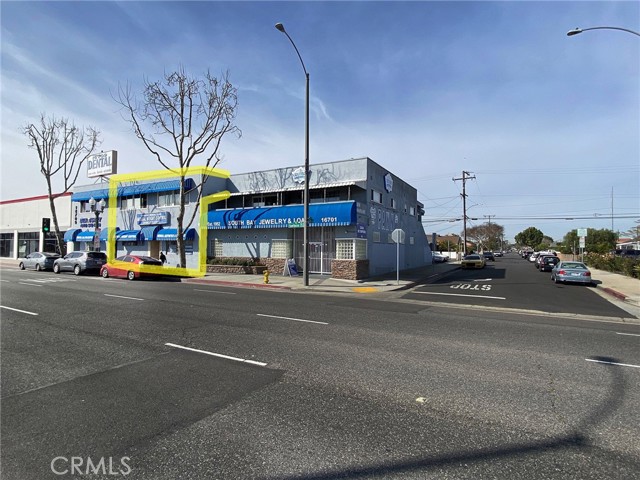 16705 Hawthorne Boulevard, Lawndale, California 90260, ,Commercial Lease,For Rent,16705 Hawthorne Boulevard,CRSB25034670