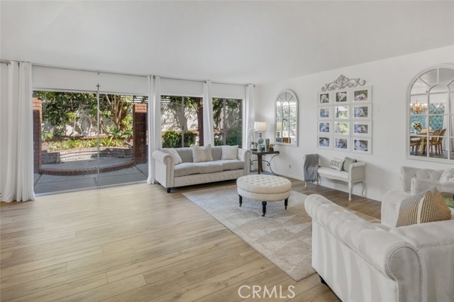 15232 Lille Circle, Irvine CA: https://media.crmls.org/medias/cc2ed61d-34da-468d-afbc-a69d5cbb15de.jpg