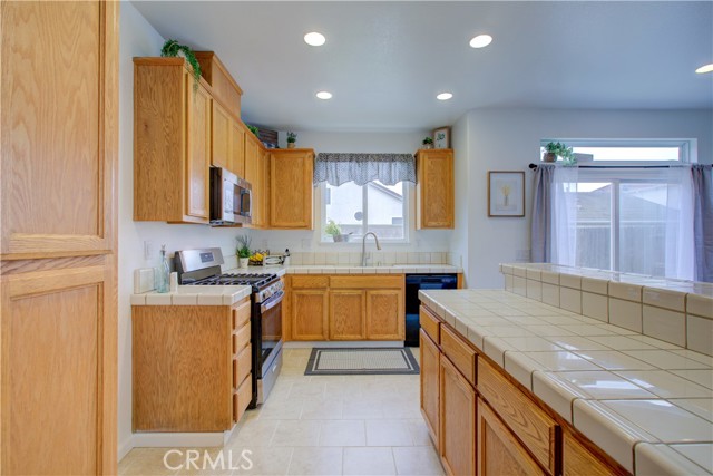 Detail Gallery Image 11 of 33 For 3120 Dinkey Creek Ave, Merced,  CA 95341 - 3 Beds | 2 Baths