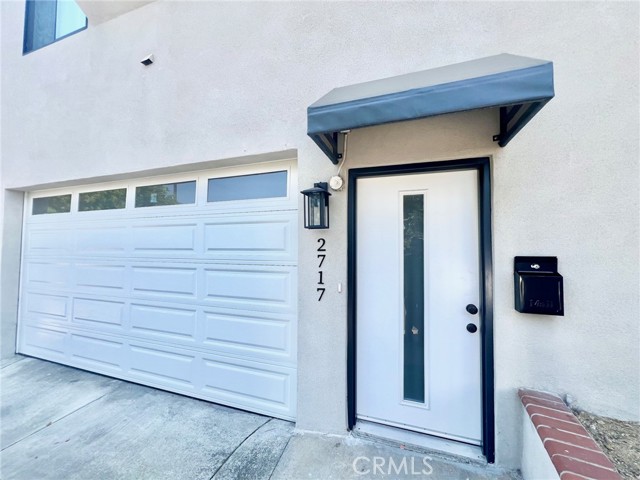 2717 Chadwick Circle, Los Angeles CA: https://media.crmls.org/medias/cc30ed2a-02d3-49ba-b817-800c45c6f6c9.jpg