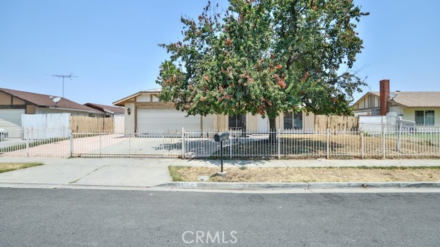 Detail Gallery Image 5 of 49 For 25304 Old Farm St, Moreno Valley,  CA 92553 - 3 Beds | 2 Baths