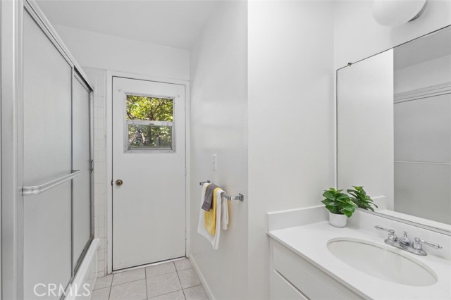 Detail Gallery Image 12 of 46 For 1691 Green Meadow Ave, Tustin,  CA 92780 - 6 Beds | 4 Baths