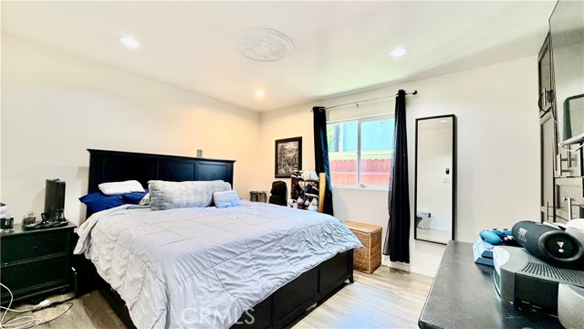 Detail Gallery Image 16 of 40 For 421 S 5th, La Puente,  CA 91746 - 4 Beds | 3 Baths