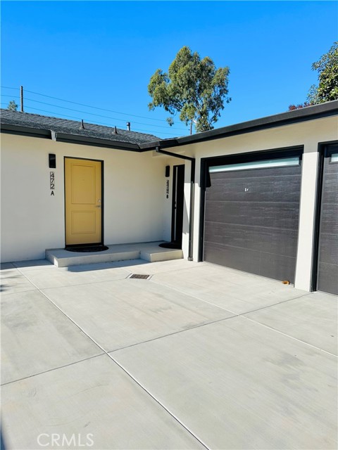 Detail Gallery Image 4 of 19 For 472 S Pixley St a,  Orange,  CA 92868 - 2 Beds | 2 Baths