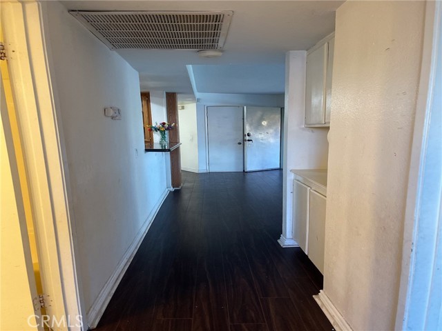 Detail Gallery Image 9 of 19 For 95 Country Mile Rd #245,  Pomona,  CA 91766 - 2 Beds | 2 Baths