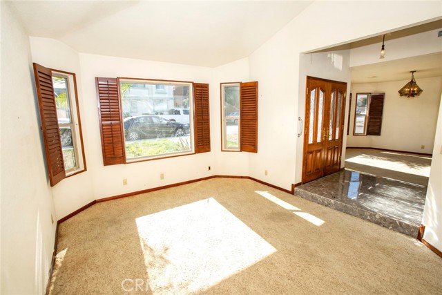 Living Room, step down