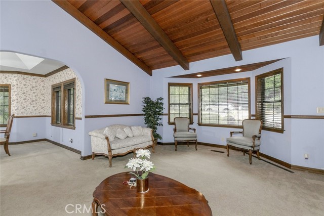 Detail Gallery Image 25 of 75 For 24300 Sylvan Glen Rd, Calabasas,  CA 91302 - 5 Beds | 3 Baths