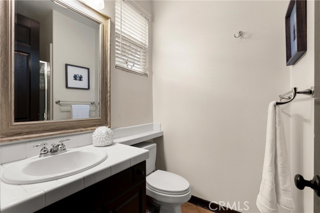 21 Calle Vista Del Sol, San Clemente CA: https://media.crmls.org/medias/cc33cdd7-b35e-4f64-9134-c8291637c3b9.jpg