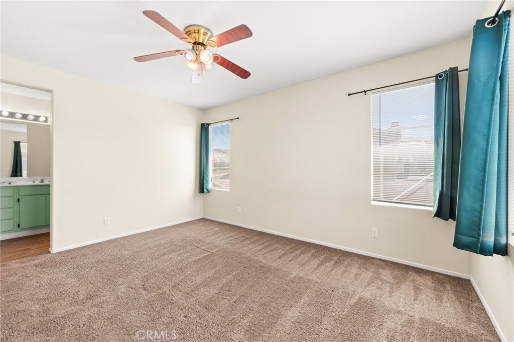 MLS #OC25136647 img 16