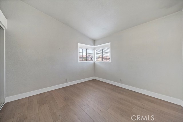 Detail Gallery Image 19 of 30 For 11334 Oak Knoll Dr, Fontana,  CA 92337 - 3 Beds | 2/1 Baths