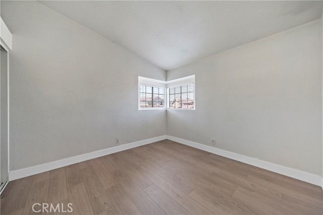 Detail Gallery Image 19 of 30 For 11334 Oak Knoll Dr, Fontana,  CA 92337 - 3 Beds | 2/1 Baths