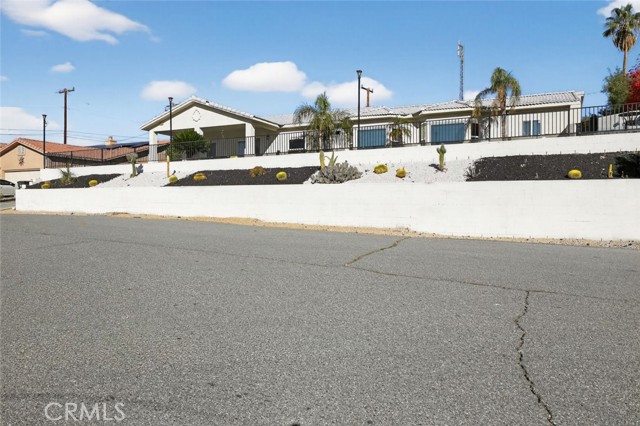 Detail Gallery Image 2 of 30 For 67972 Monterico Rd, Desert Hot Springs,  CA 92240 - 3 Beds | 2/1 Baths