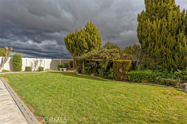 Detail Gallery Image 36 of 41 For 15605 Fairbanks Dr, Victorville,  CA 92394 - 6 Beds | 3/1 Baths