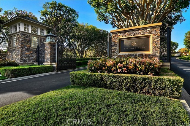 50 Old Course Drive, Newport Beach CA: https://media.crmls.org/medias/cc3683f2-1999-430a-9139-3c3c5bae92e8.jpg