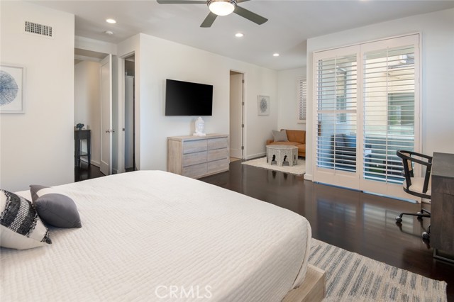 2804 Highland Avenue, Manhattan Beach, California 90266, 4 Bedrooms Bedrooms, ,3 BathroomsBathrooms,Residential,Sold,Highland,SB22116768