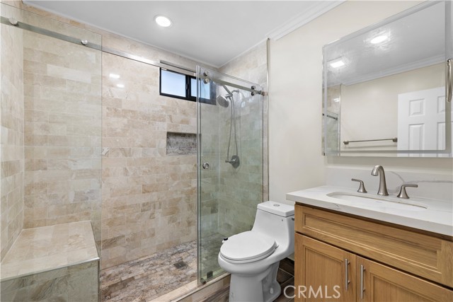 Detail Gallery Image 17 of 29 For 21662 Saluda Cir, Huntington Beach,  CA 92646 - 4 Beds | 3 Baths