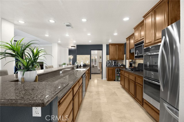 Detail Gallery Image 15 of 75 For 5265 Avenida De Kristine, Yorba Linda,  CA 92887 - 5 Beds | 3/1 Baths