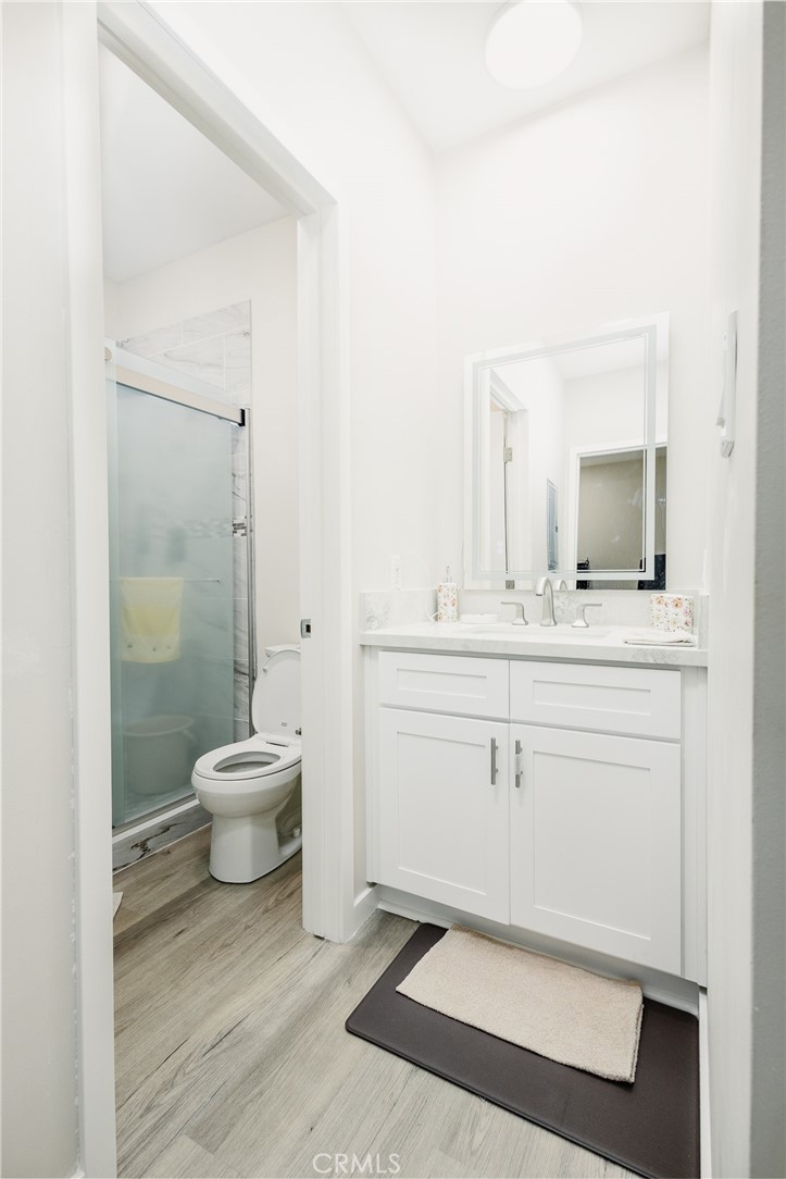 4284 Dwight - photo 10
