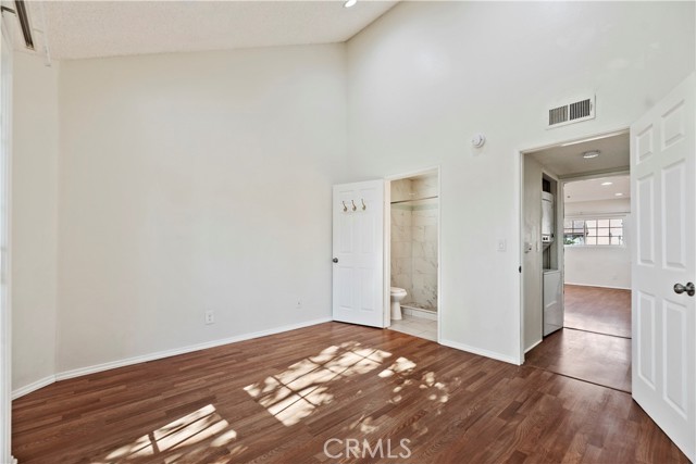 Detail Gallery Image 33 of 46 For 147 W Acacia Avenue Unit#104, Glendale,  CA 91204 - 2 Beds | 2/1 Baths