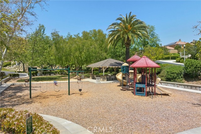 Detail Gallery Image 66 of 70 For 27296 Bottle Brush Wy, Murrieta,  CA 92562 - 5 Beds | 3 Baths