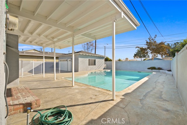 Detail Gallery Image 7 of 22 For 10624 Elgers St, Bellflower,  CA 90706 - 3 Beds | 2 Baths