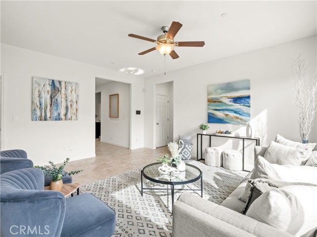 Detail Gallery Image 15 of 40 For 2318 Lombard, Clovis,  CA 93619 - 3 Beds | 2/1 Baths