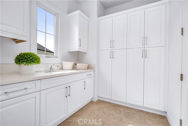 Cc39f787 99c2 4601 9c9c 32f33850d7e2