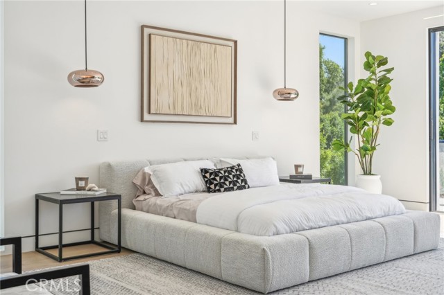 22930 Dolorosa Street, Woodland Hills CA: https://media.crmls.org/medias/cc3a0ca0-782c-45be-a98e-f9b496c08dad.jpg