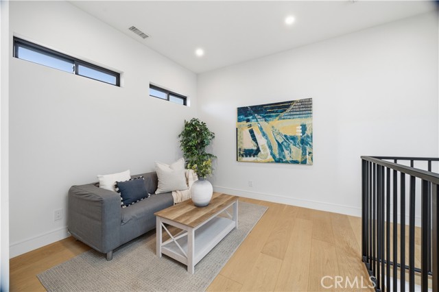 Detail Gallery Image 24 of 41 For 2504 Fisk Ln, Redondo Beach,  CA 90278 - 4 Beds | 3/1 Baths
