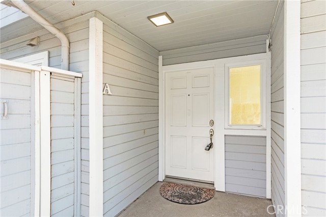 Detail Gallery Image 5 of 38 For 552 Cypress a,  Laguna Beach,  CA 92651 - 2 Beds | 2 Baths