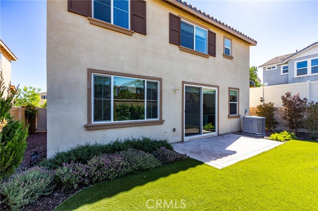 13139 Upland Court, Hesperia CA: https://media.crmls.org/medias/cc3bd2d6-1a2d-4643-aef6-65f31d8695a7.jpg