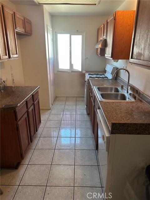 Front Image Thumbnail for CRDW26073529