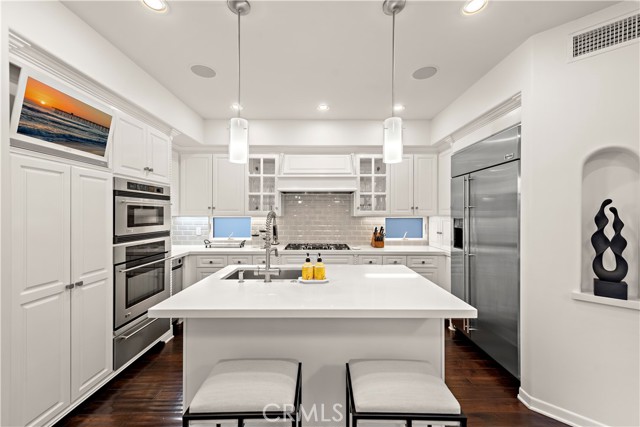 Detail Gallery Image 11 of 34 For 432 Acacia Ave, Corona Del Mar,  CA 92625 - 3 Beds | 3/1 Baths
