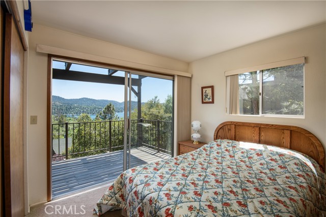 Detail Gallery Image 10 of 17 For 1245 Yosemite Dr, Lake Arrowhead,  CA 92352 - 3 Beds | 2 Baths