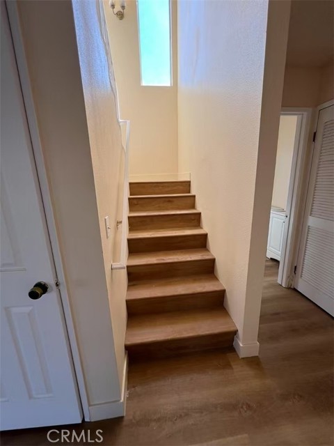 Detail Gallery Image 10 of 10 For 457 W 13th St #1,  San Pedro,  CA 90731 - 3 Beds | 2/1 Baths