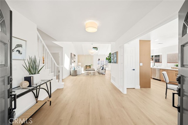 Detail Gallery Image 7 of 61 For 13802 Margene, Irvine,  CA 92620 - 5 Beds | 4 Baths