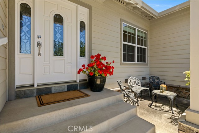 Detail Gallery Image 4 of 73 For 650 Oak Park Way, Lakeport,  CA 95453 - 4 Beds | 2/1 Baths