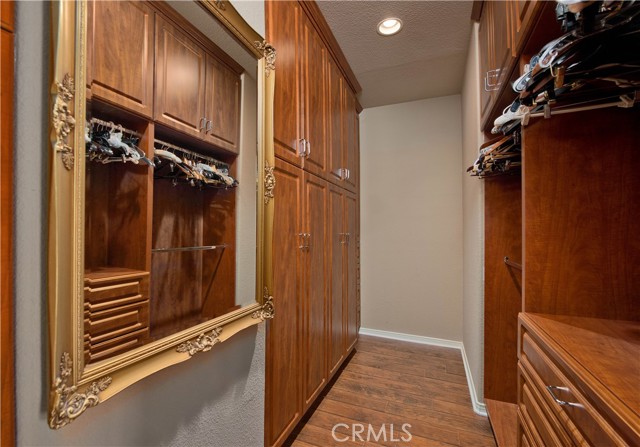 Detail Gallery Image 18 of 25 For 4313 Van Nuys Bld #201,  Sherman Oaks,  CA 91403 - 3 Beds | 2/1 Baths