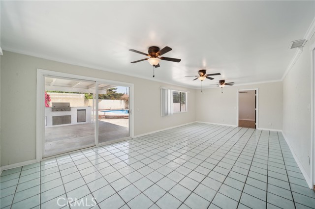 Detail Gallery Image 21 of 25 For 17524 Orchid Dr, Fontana,  CA 92335 - 4 Beds | 2 Baths