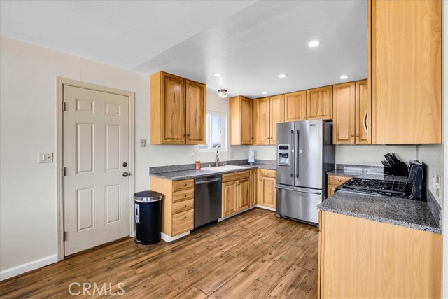 58331 Caliente Street, Yucca Valley CA: https://media.crmls.org/medias/cc3f53be-8920-4add-9846-54101da1a17e.jpg