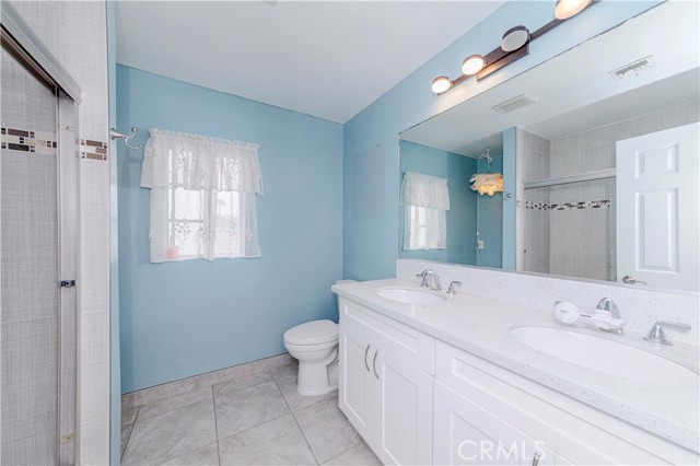 215 N Maple Avenue, Montebello CA: https://media.crmls.org/medias/cc3f773d-60f6-418e-abcf-cbfe911cb04a.jpg