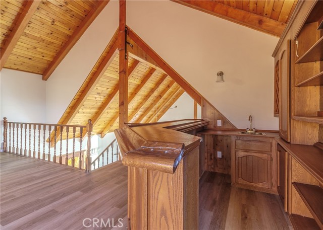 Detail Gallery Image 11 of 18 For 30042 Enchanted, Running Springs,  CA 92382 - 3 Beds | 2 Baths