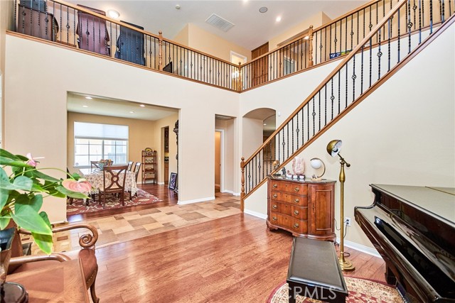 Detail Gallery Image 12 of 29 For 12430 Split Rein Dr, Rancho Cucamonga,  CA 91739 - 4 Beds | 2/1 Baths