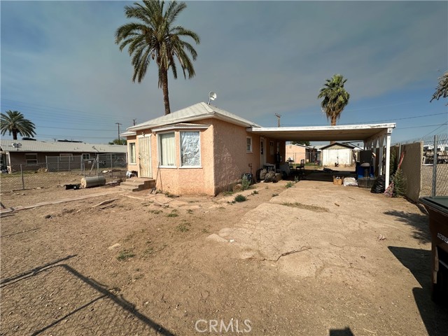 332 S Spring Street, Blythe CA: https://media.crmls.org/medias/cc40e743-9b41-4354-ac04-b9b0301f546a.jpg