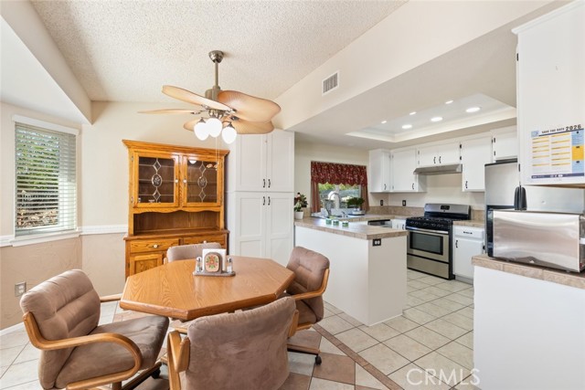 Detail Gallery Image 16 of 38 For 21141 Nandina, Apple Valley,  CA 92308 - 3 Beds | 2 Baths