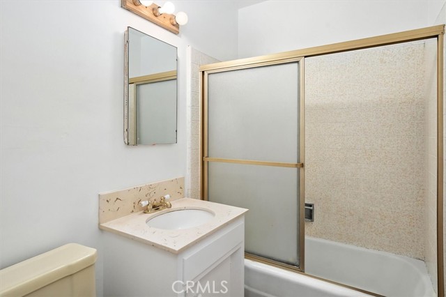 Detail Gallery Image 16 of 32 For 9953 La Tuna Canyon Rd, Sun Valley,  CA 91352 - 3 Beds | 2 Baths