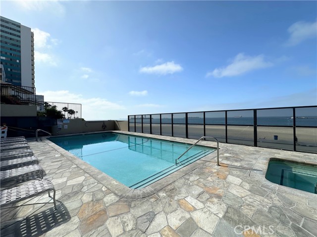 Detail Gallery Image 3 of 44 For 1750 E Ocean Bld #201,  Long Beach,  CA 90802 - 2 Beds | 2 Baths